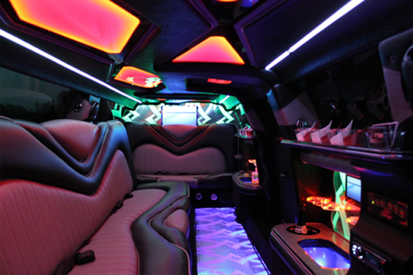 8 Person Chrysler 300 Limo Rental Ft Worth